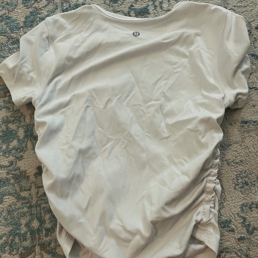 Lululemon white small crop top with roughed sides